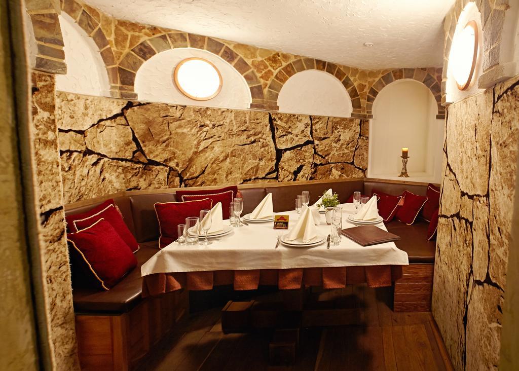 Pidkova Hotel Rivne Kültér fotó